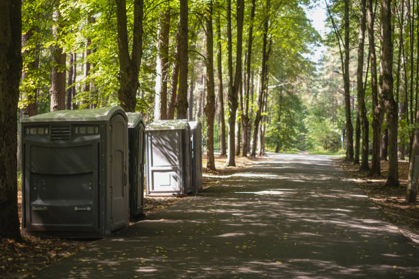 Best Porta potty delivery and setup  in Bloomfield, IN